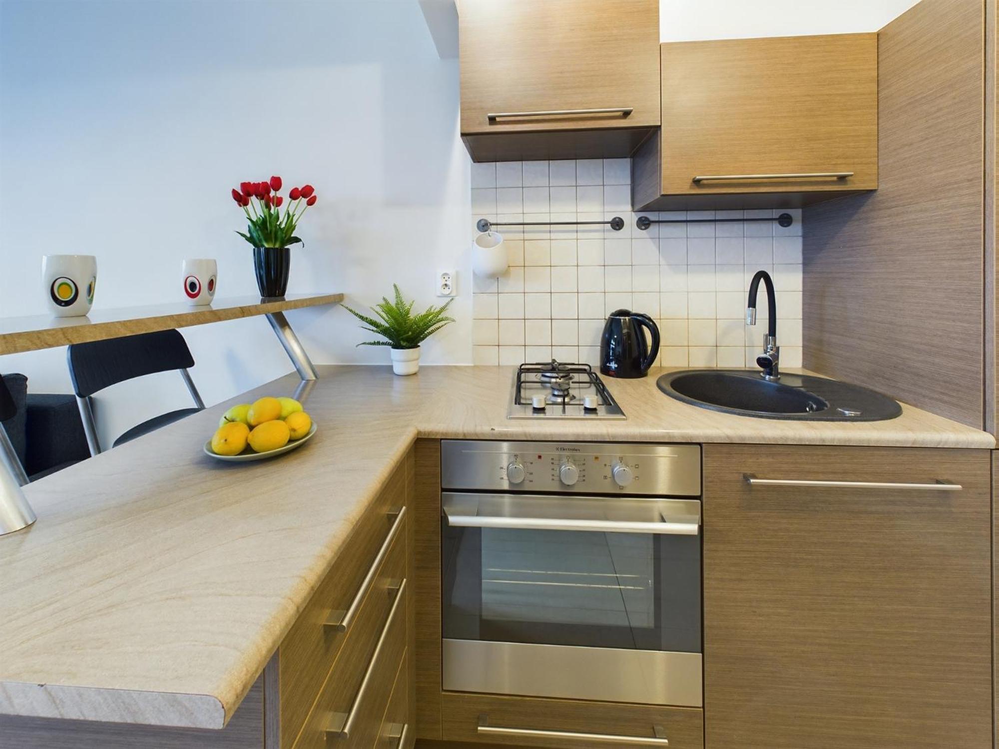 Apartamento Aleja Jana Pawla Ii For 4 Guests With Air-conditioning By Renters Varsovia